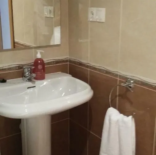 Grupoele3 Edificio Camposino * فينيستيري