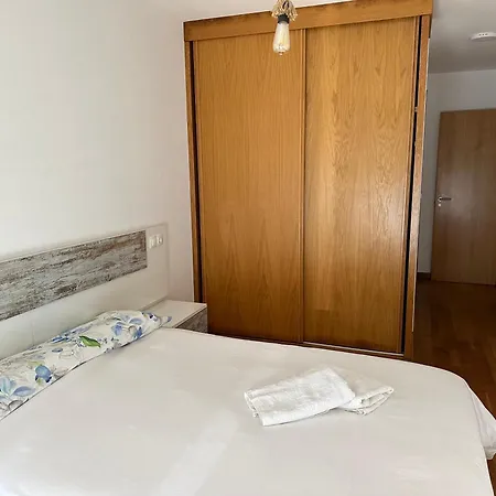 Grupoele3 Edificio Camposino 公寓 *