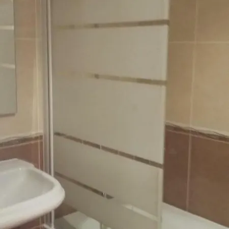 Grupoele3 Edificio Camposino 菲尼斯特雷